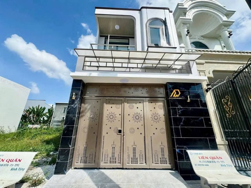 Nhà 81m² KDC Trường An, Vĩnh Long - 3PN, Sân Ô tô, Giá 2.69 Tỷ