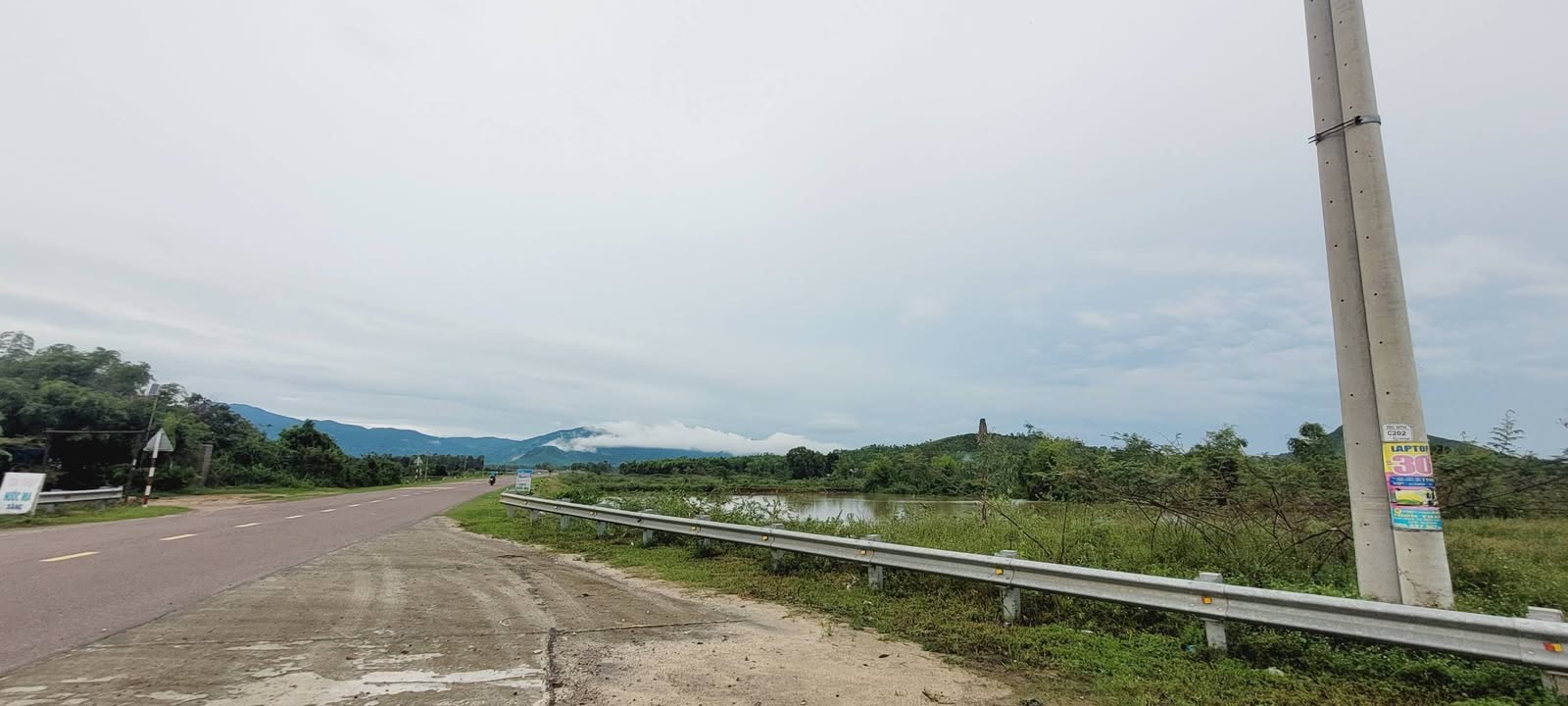 Đất Mặt Tiền Sát Sân Bay Phù Cát - 120m² - Giá 2.5 Tỷ