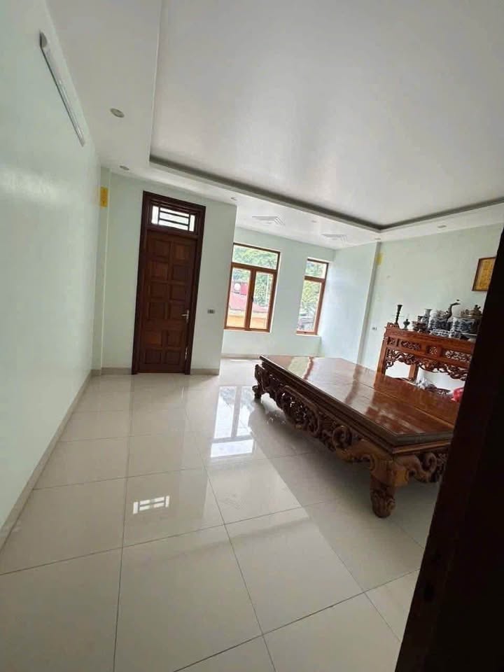 Bán Gấp Nhà 3 Tầng Mặt Tiền Chợ Điện Lực, Hà Giang - Kinh Doanh Đa Ngành