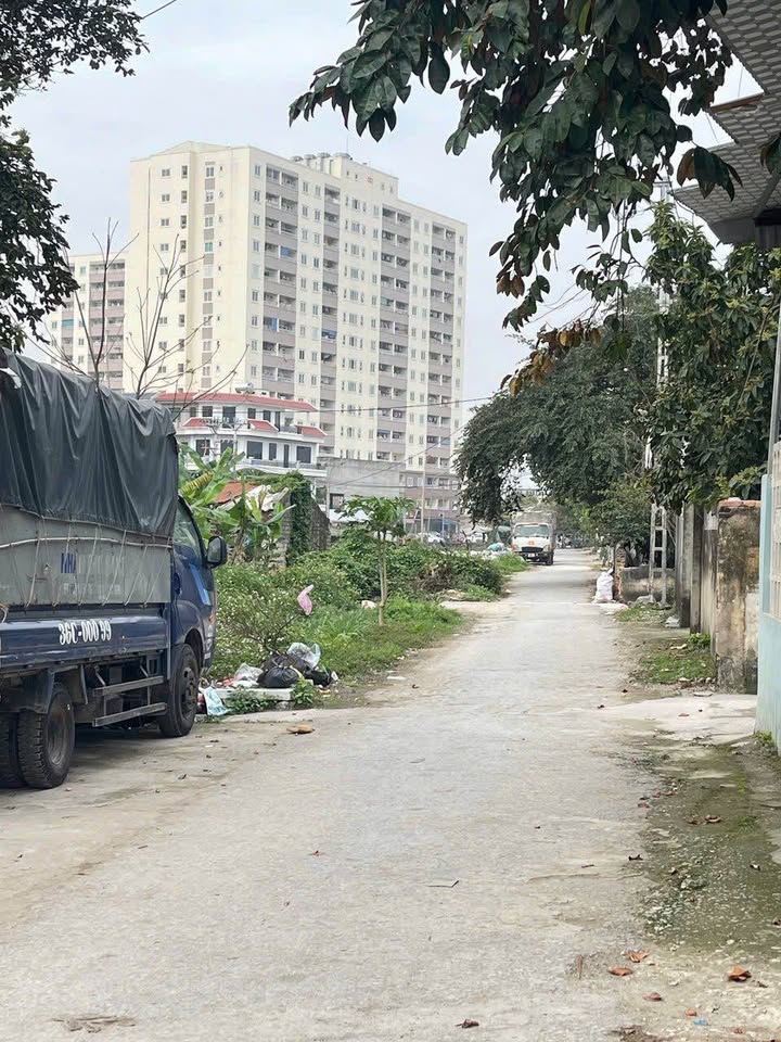 Nhà 2 Tầng Quảng Thành - 84m² Giá Đầu Tư - Sổ Đỏ Sẵn Sàng