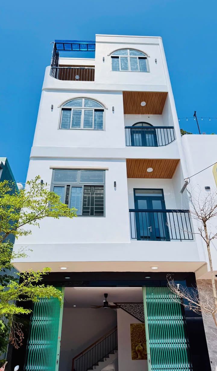 Nhà Phố Kinh Doanh 41m² Mặt Tiền 14M Khu Hà Thanh 2 Quy Nhơn - Giá 4.1 Tỷ