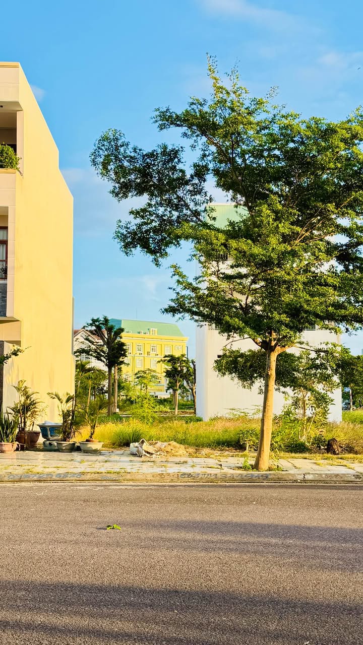 Đất Nền Mặt Tiền Hoàng Minh Giám, Quy Nhơn - 140m², Giá Tốt