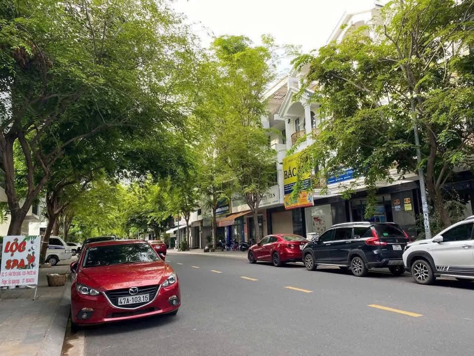 Mặt bằng Văn Tiến Dũng Nha Trang 100m² 10tr - Mặt tiền kinh doanh