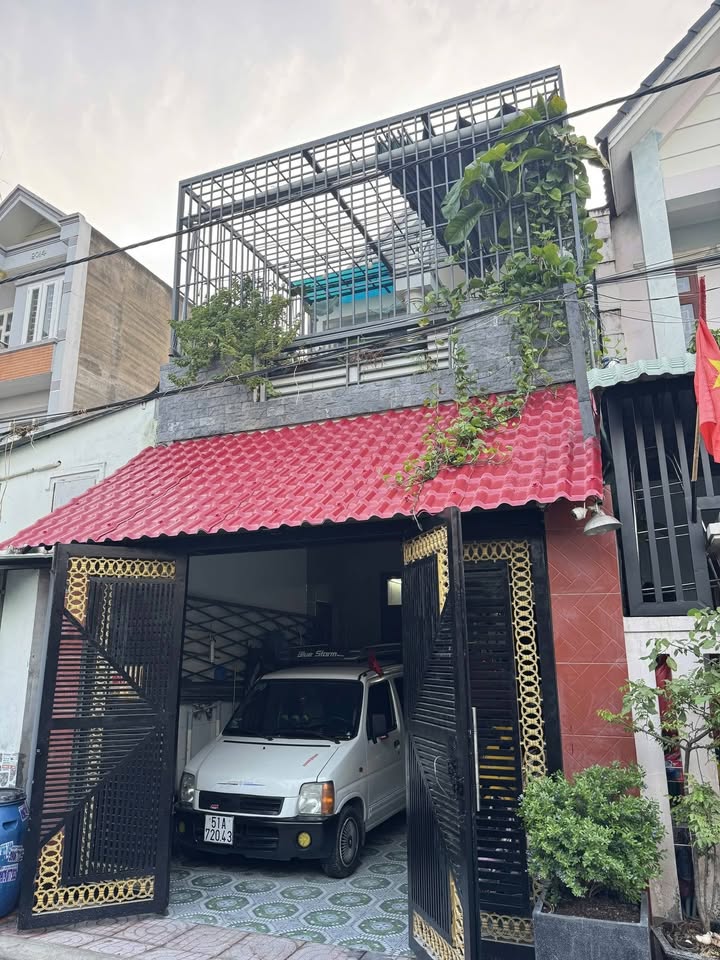 Nhà Phố Dĩ An 81m² - 2 Lầu, 3PN, Ô Tô Tránh Nhau, Giá 4.2 Tỷ