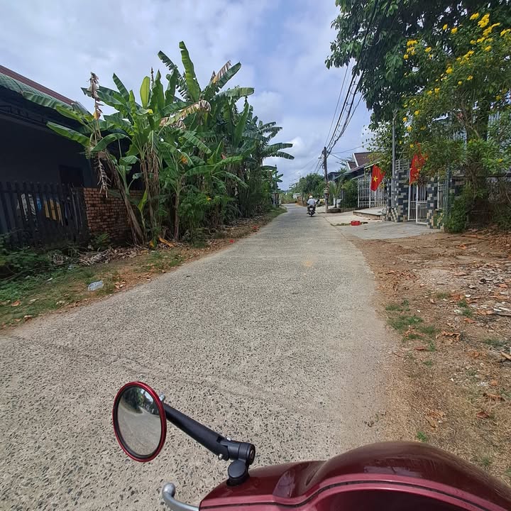 Nhà Trung Tâm Đạ Tẻh 169m² - Gần Công Viên Xanh - Giá 1.6 Tỷ