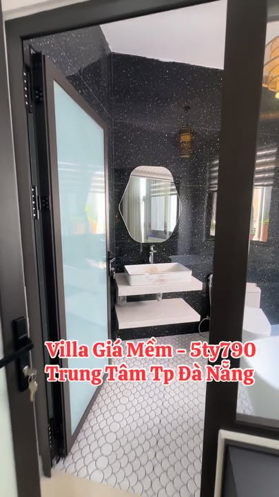 Bán Gấp Townhouse Tôn Đức Thắng Đà Nẵng, 60m² - Sẵn Sàng Về Ở