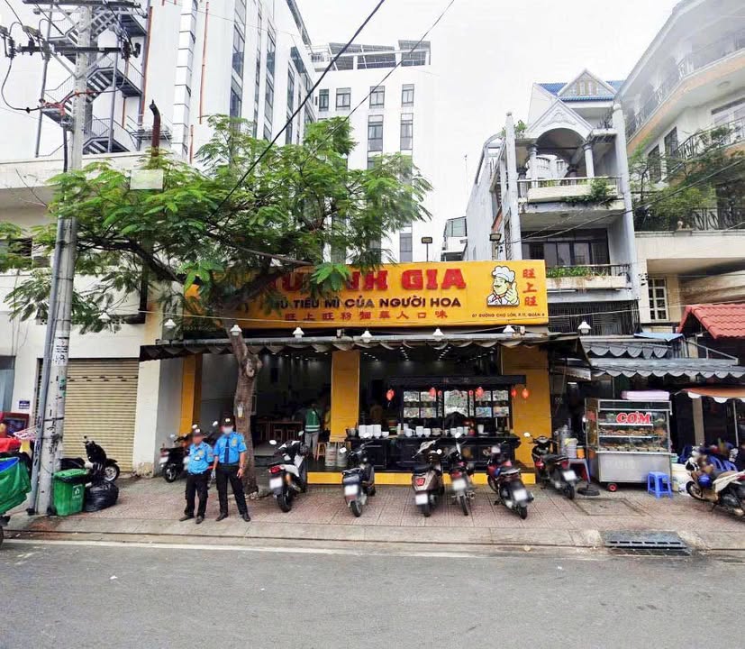 Nhà Phố Mặt Tiền Đường Chợ Lớn Q6 198m² - Vị trí đắc địa!