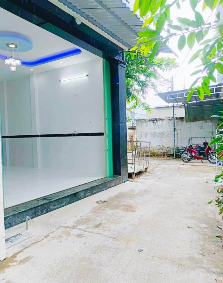 Nhà 2 Tầng Hùng Vương Quy Nhơn - 45m² Giá 1.68 Tỷ - Hẻm Rộng Taxi