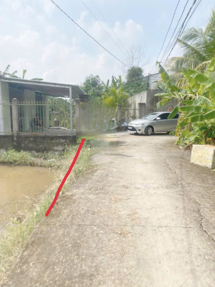 Bán Đất Vườn Long An 550m² Giá 1.3 Tỷ - Lô Đẹp, Nở Hậu