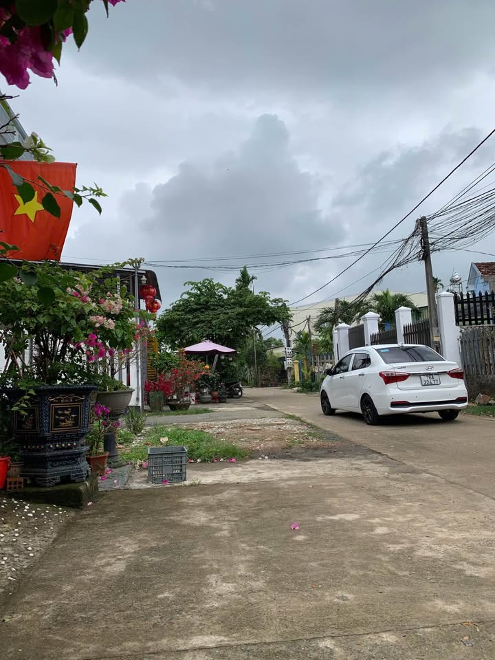 Bán Gấp Đất Nền 125m² Phường Lê Hồng Phong, Quảng Ngãi - Giá 1.9 Tỷ TL