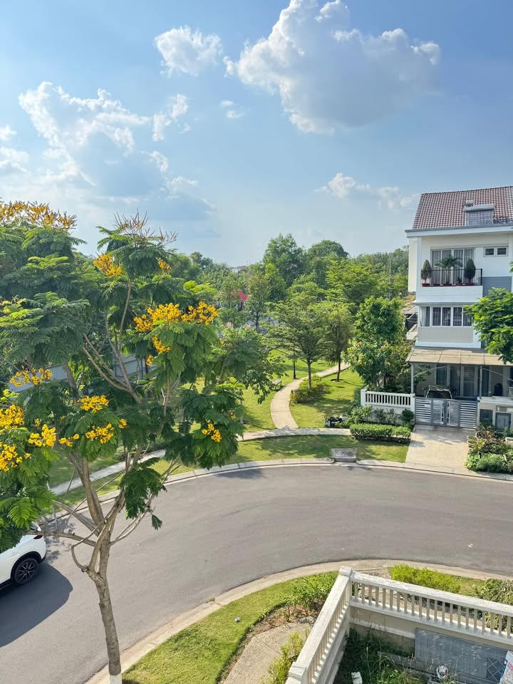 Townhouse Vườn Thiên Đàng 2 Tân Phước Khánh 4 tỷ - Chính chủ gấp