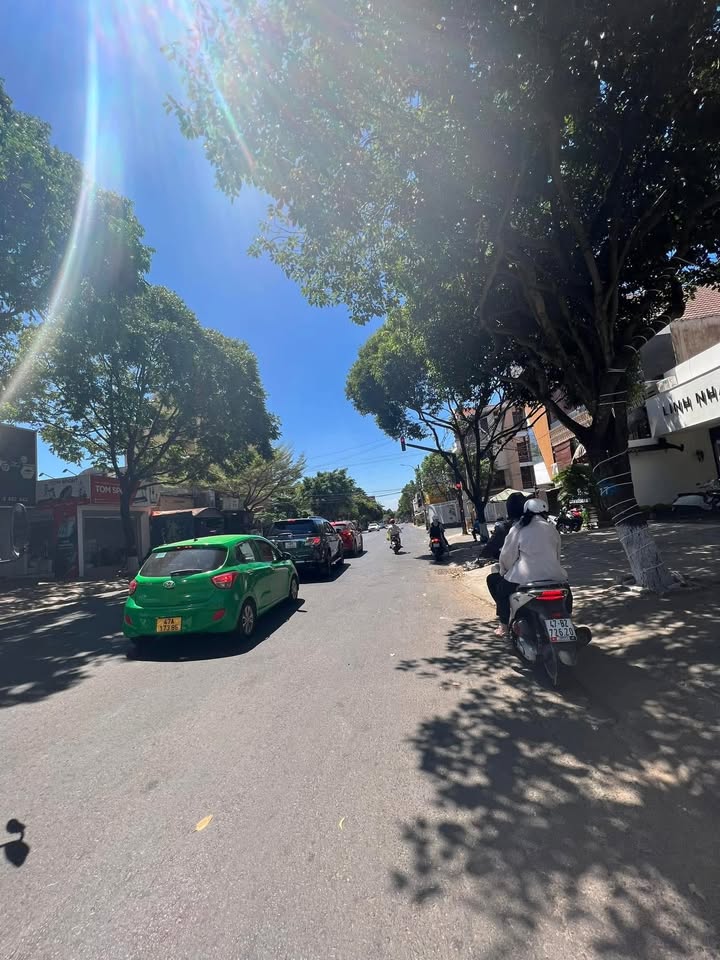 Nhà cấp 4 67m² hẻm Nguyễn Viết Xuân, BMT - Giá 2 tỷ, Thổ cư 100%