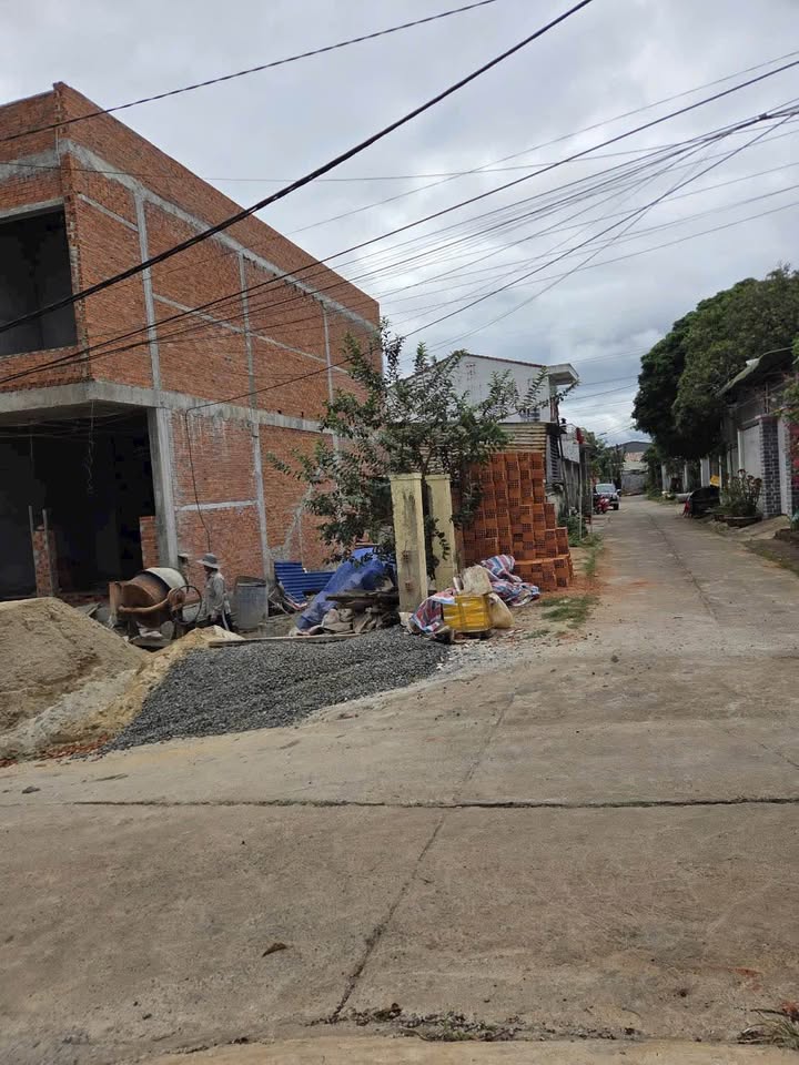 Bán Đất Lô Góc Nguyễn Lương Bằng, BMT - 96m² - 2.38 Tỷ