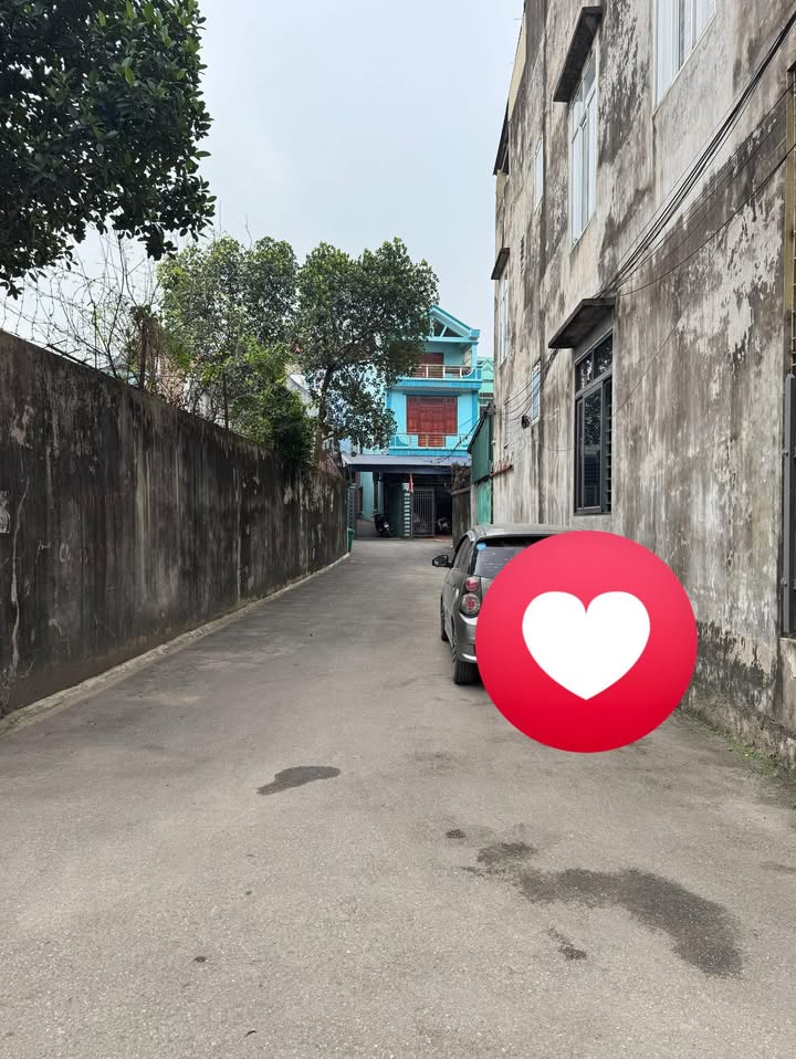 Cho thuê nhà 3 tầng ngõ đối diện Crowvillas, Thái Nguyên - Giá tốt