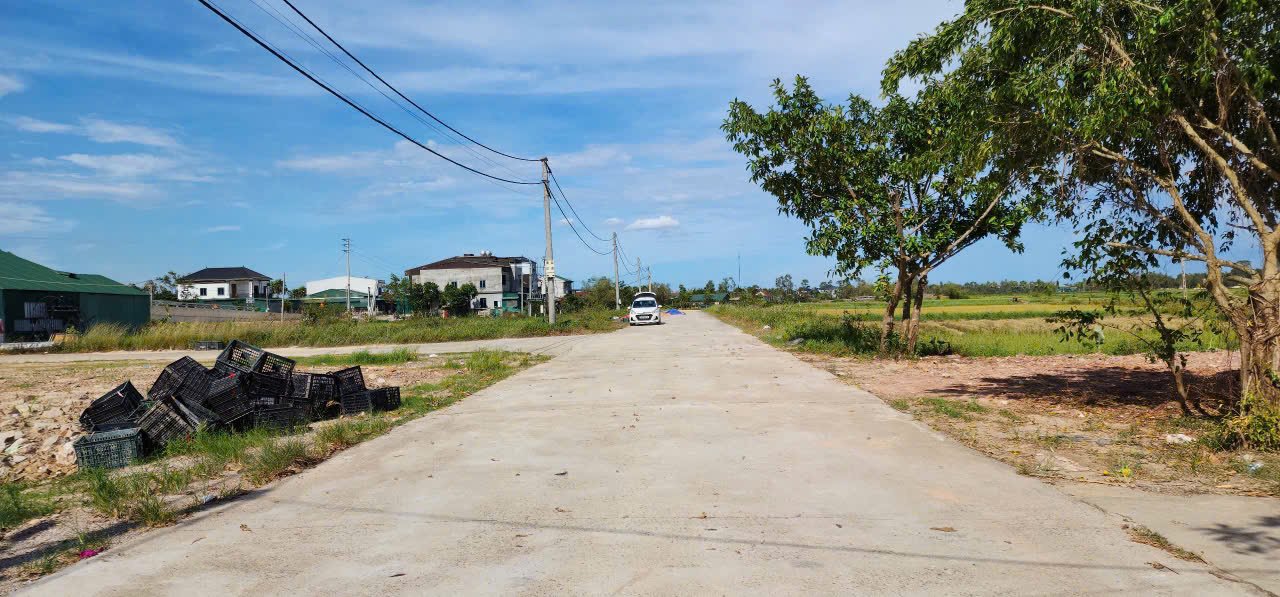 Bán đất 190m² mặt tiền đường 13m tại Tân Lâm Hương, Hà Tĩnh - Sổ đỏ sẵn sàng