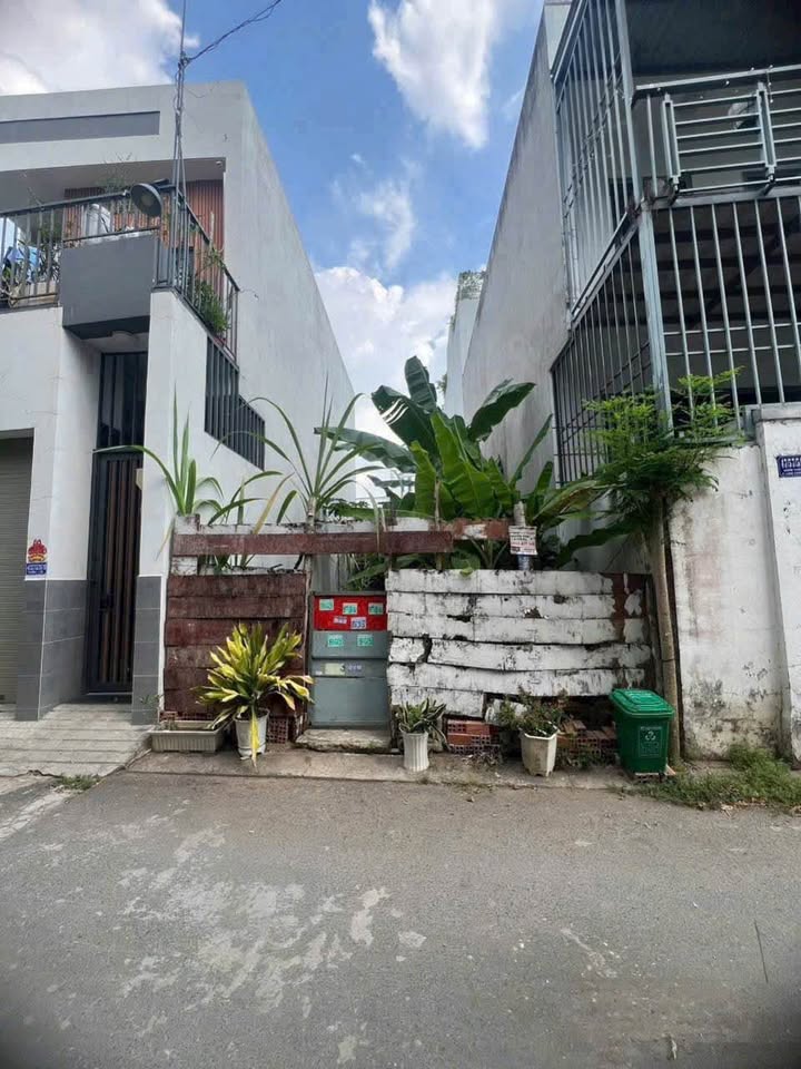 Nhà Hẻm 1502 Nguyễn Duy Trinh, Thủ Đức - 54m² Sổ Hồng Giá 3.35 Tỷ