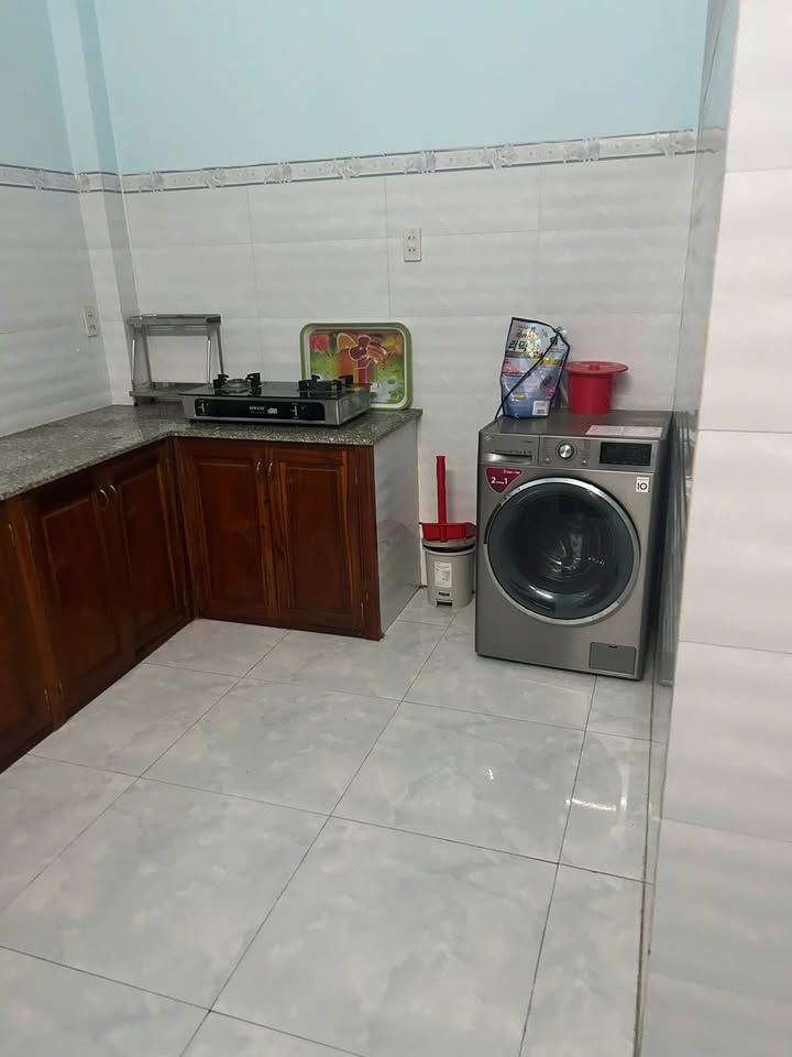 Nhà 2 tầng Lê Văn Hưu Quy Nhơn 52m² 3.25 tỷ - Sẵn sàng ở ngay