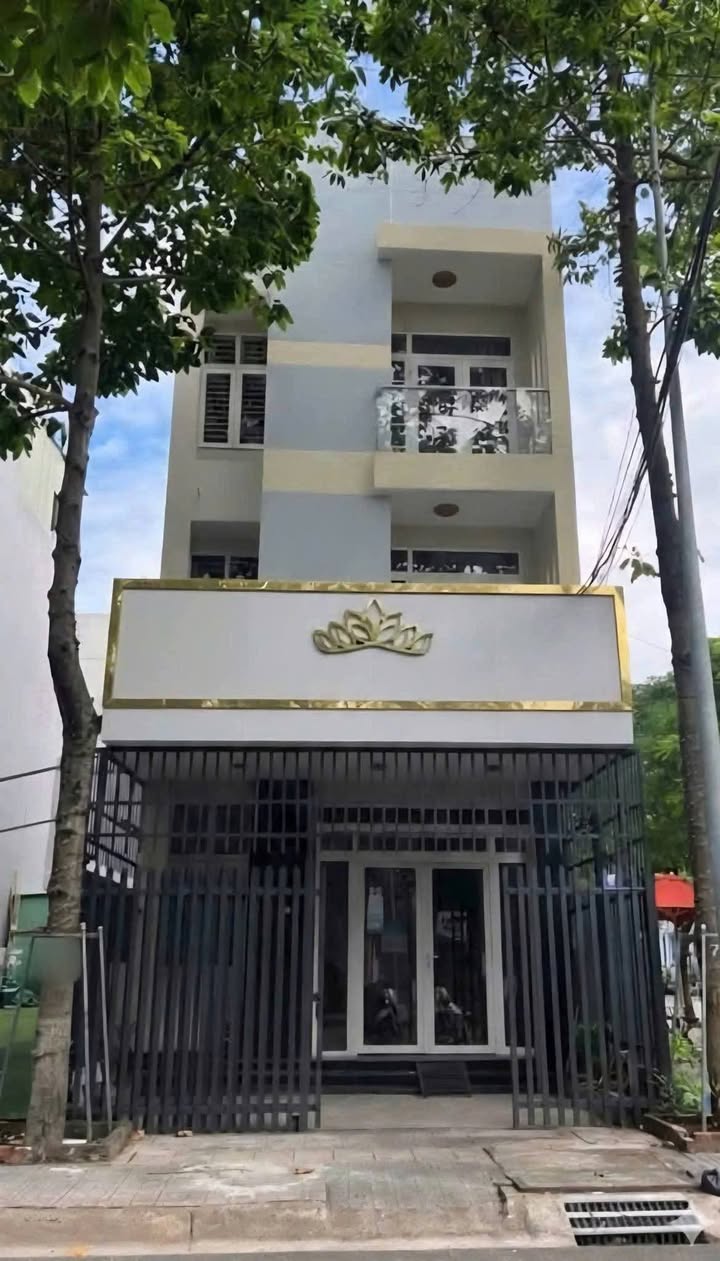 Nhà Mặt Tiền Kinh Doanh P. Phú Lợi, TDM - 3 Tầng, 5PN - Giá 15 Triệu