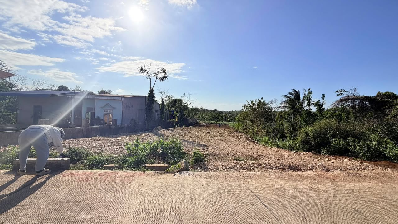 Mặt Tiền EKao Krông Pắc - 335m² Giá 1.16 Tỷ - Kinh Doanh Đắc Lợi