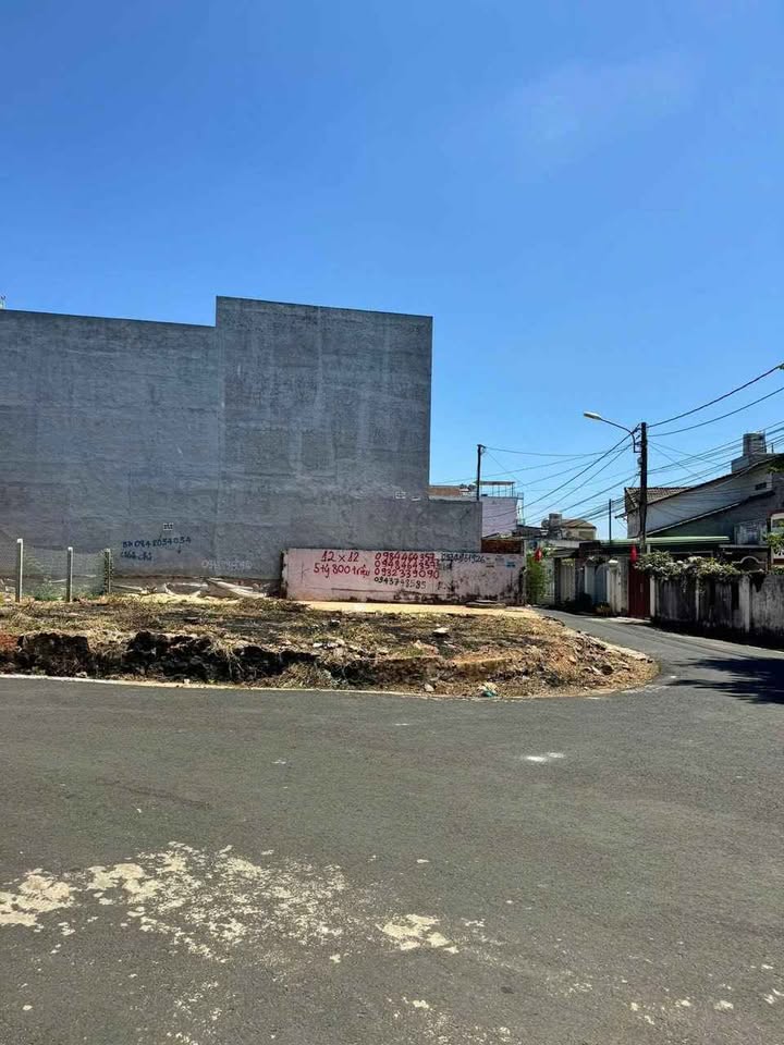 Mặt tiền Âu Cơ - Y Đôn Buôn Ma Thuột 163m² - Kinh doanh đắc lộc