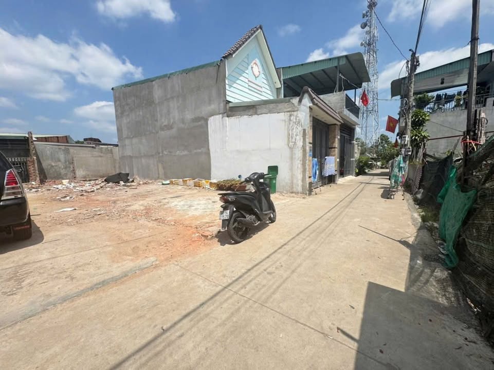 Bán Đất Biệt Thự 180m² Sổ Hồng Thổ Cư Tân Hiệp, Biên Hòa - Giá 6.2 Tỷ