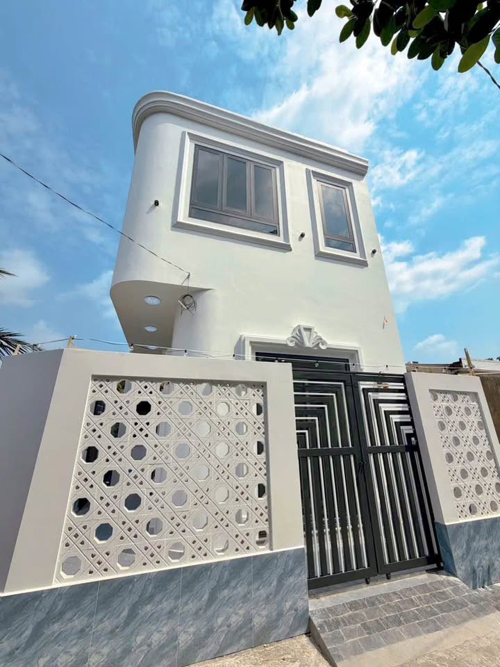 Nhà 2 Mặt Tiền Đường 879B, Cao Lãnh - 84m², 2.65 Tỷ, Sẵn Sàng Ở Ngay