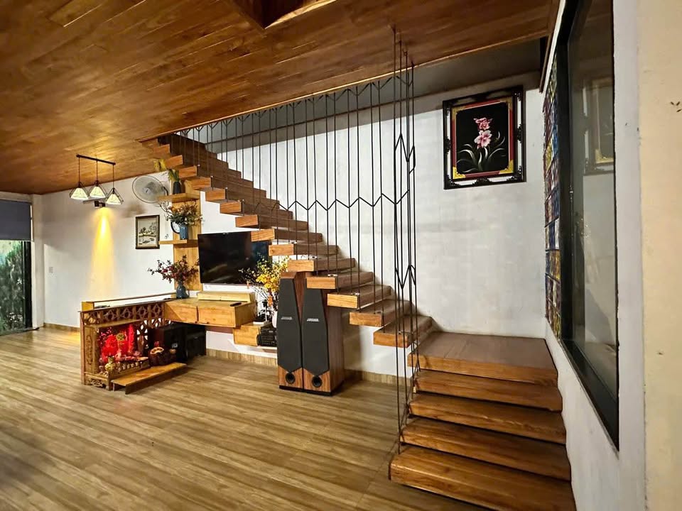 Nhà 190m² Tân An, Thủ Dầu Một - Giá Hơn 2 Tỷ, Sổ Hồng Sẵn Sàng