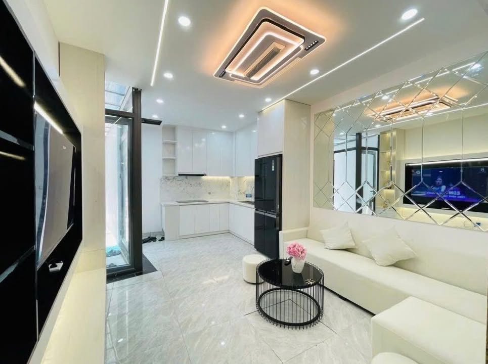 Nhà Nở Hậu Đẹp 32m² Kim Ngưu, Hai Bà Trưng - Sẵn Sàng Về Ở Ngay