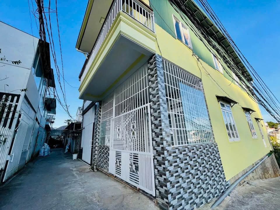 Nhà 2PN Đà Lạt Cách Ngã Tư Phan Chu Trinh 500m - 3.4 Tỷ