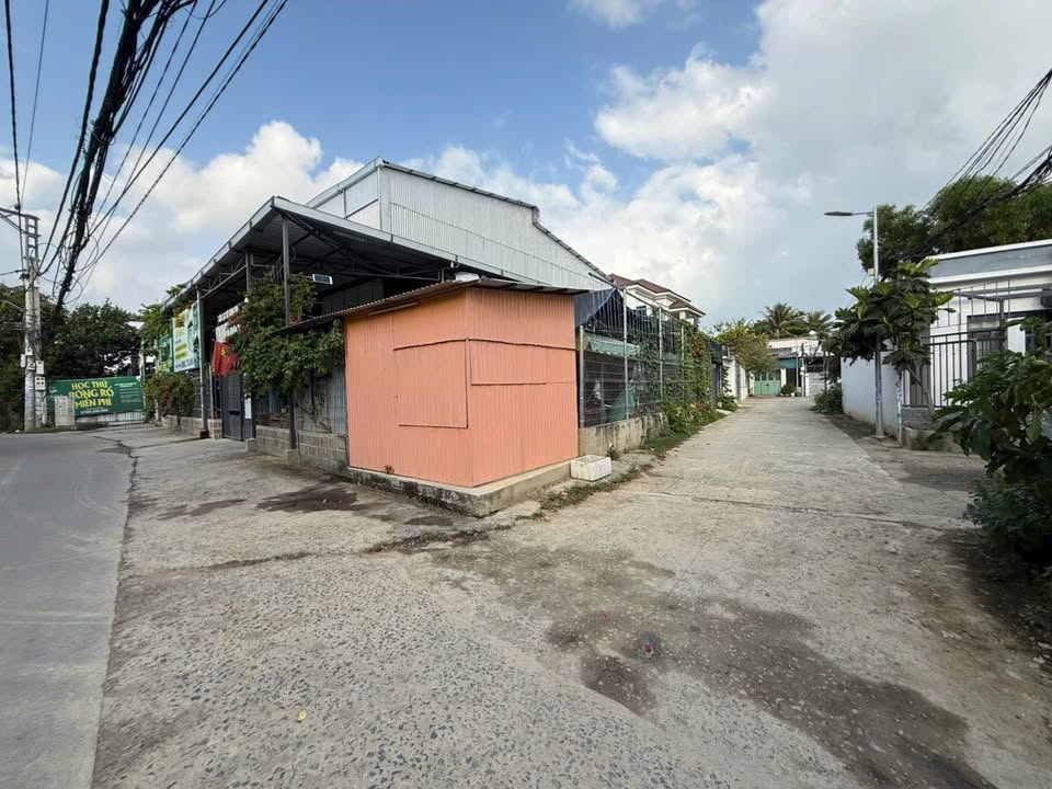 Nhà 2 Tầng Đường Ô Tô Phương Sài Nha Trang 87m² - Giá 3.75 Tỷ