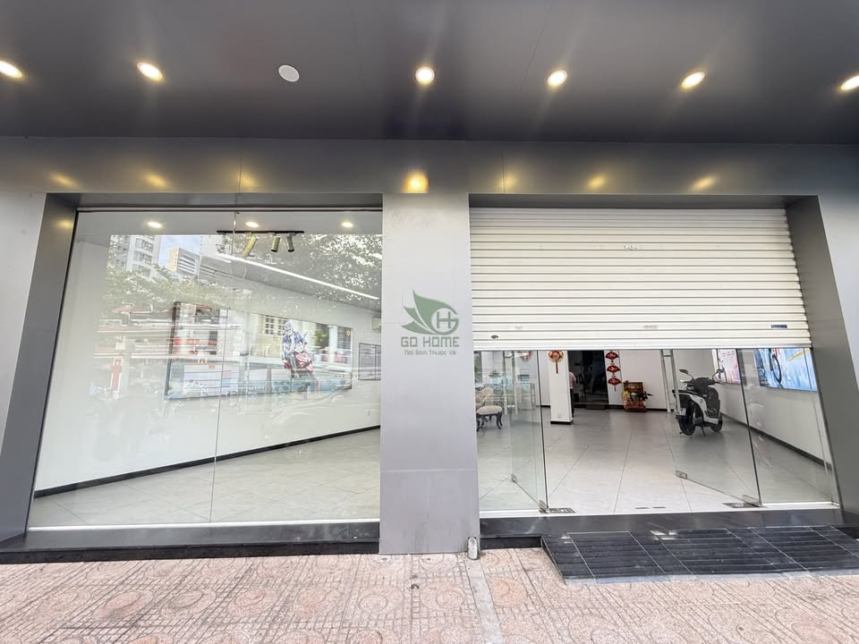 Mặt bằng kinh doanh 240m² sát Khu phố Hàn - Nha Trang, giá 70 triệu/tháng