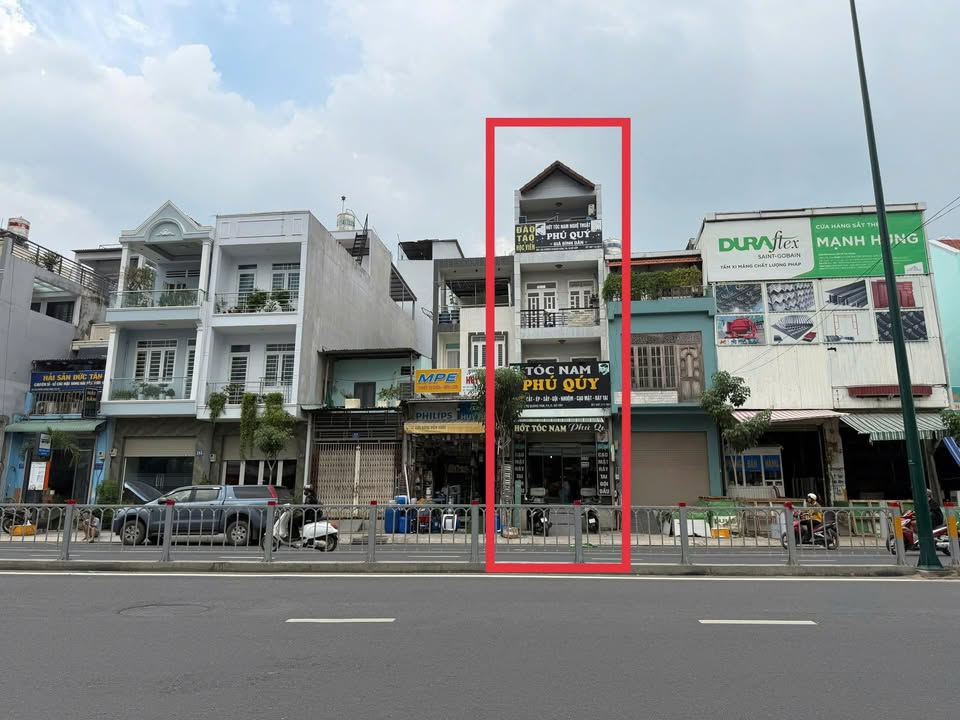 Nhà Mặt Tiền Dương Quảng Hàm, Gò Vấp - Giảm Sốc Còn 15.5 Tỷ