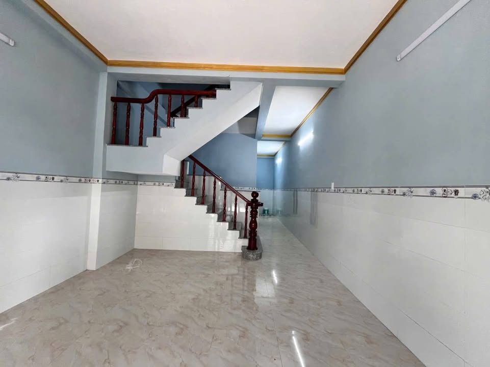 Cho thuê Nhà Nguyên Căn KDC Hoàng Phát, Bạc Liêu - 2PN, Sân Rộng