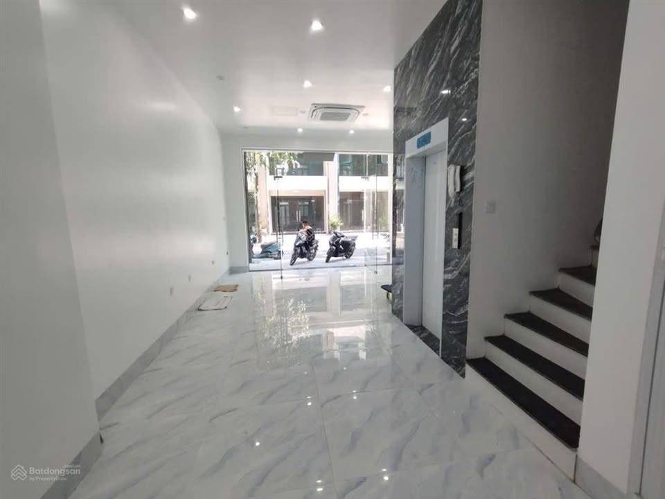 Bán gấp Liền kề Galaxy Vạn Phúc, Hà Đông 90m² 6 tầng - Kinh doanh sầm uất