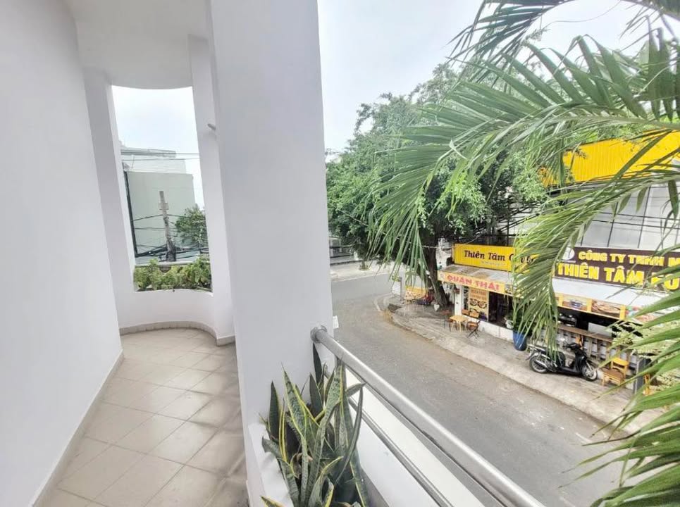 Cho Thuê Căn Góc Ỷ Lan, Quy Nhơn - 80m² Kinh Doanh/Ở Giá 7 Triệu