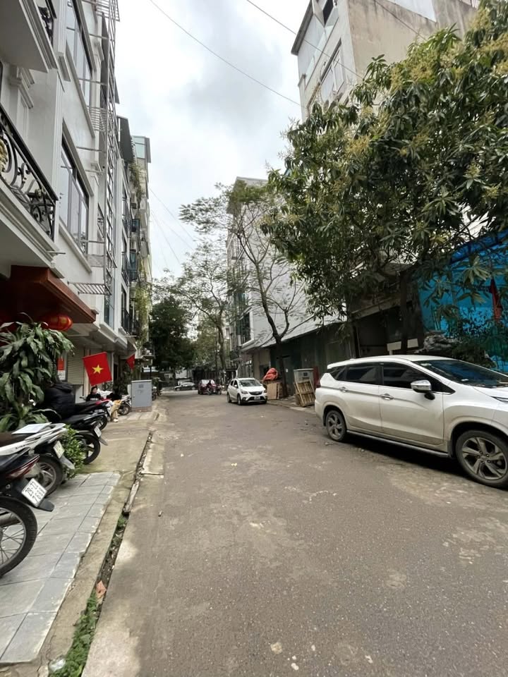 Nhà Phân Lô Phú Diễn 41m², 5 Tầng, Ô Tô Tránh - Kinh Doanh Đỉnh Cao