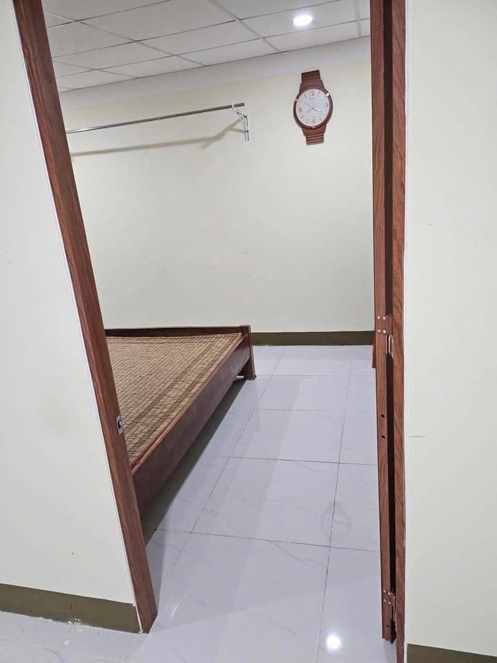 Nhà Nguyên Căn 80m² Hẻm Rộng Nguyễn Thái Học, Thuận An - Giá 6 Triệu