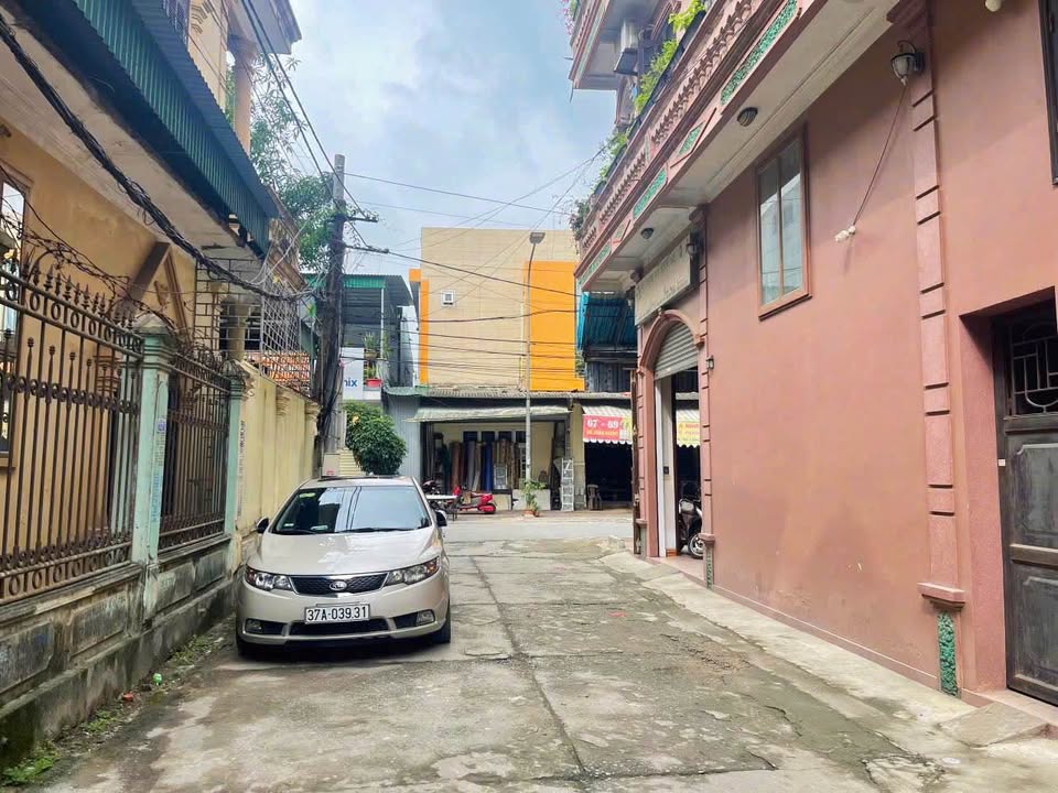 Nhà 2 Tầng Quang Trung 43.5m² - Sổ Hồng Chính Chủ, Gần Chợ Vinh