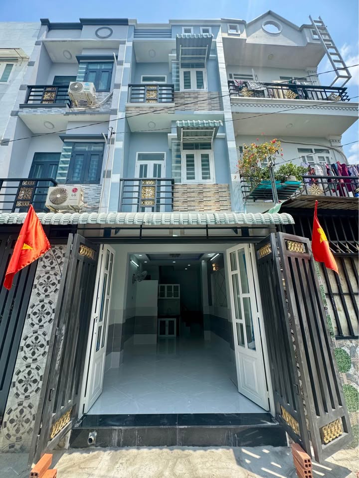 Nhà 1.72 Tỷ Đường HT13 Quận 12 - 1 Trệt 2 Lầu, Sổ Hồng Chung