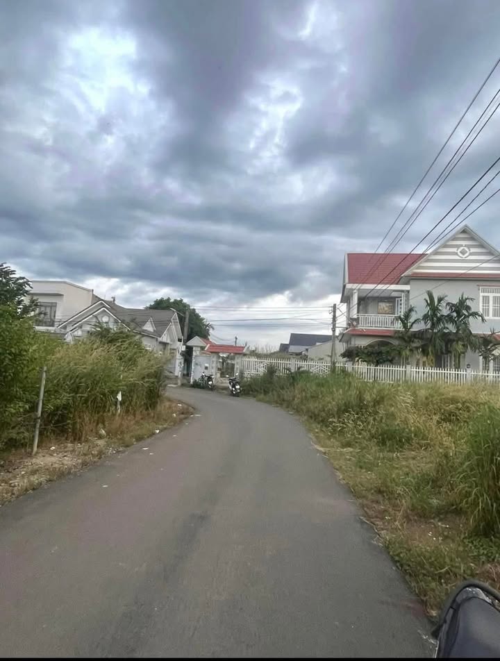 Đất nền Tân Bình Đồng Xoài 200m2 1.75 tỷ - Sổ đỏ