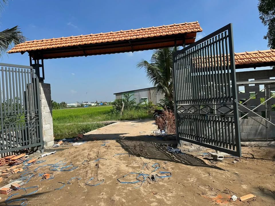 Bán Đất Vườn 1100m² Mặt Tiền Kép - Phường 7, TP Tân An, Long An - Giá 3.2 Tỷ