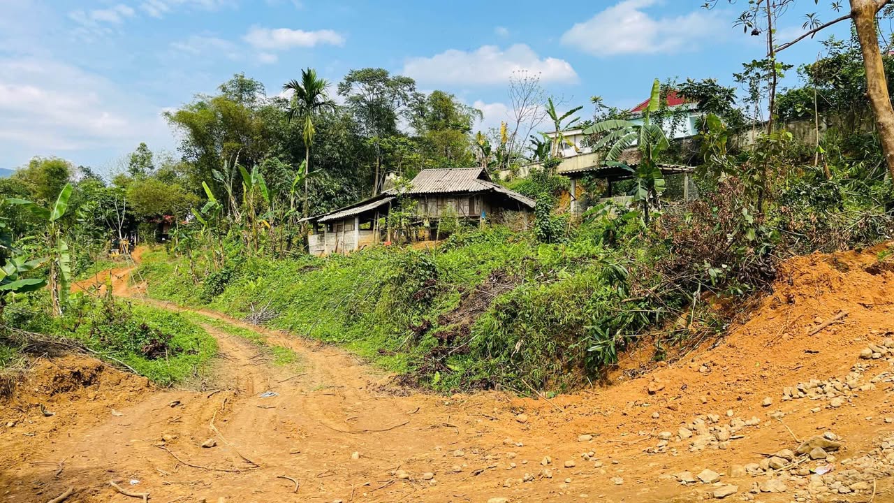 Đất nền 1700m² view suối, Lạc Sơn, Hòa Bình - Sổ hồng sẵn sàng