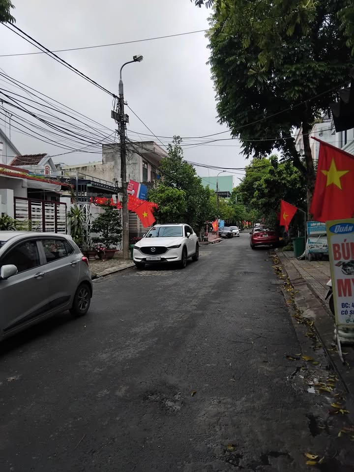 Bán nhà Cẩm Lệ 120m² - Hướng Đông Nam, Giá 6.2 Tỷ - Sẵn Sàng Ở Ngay!