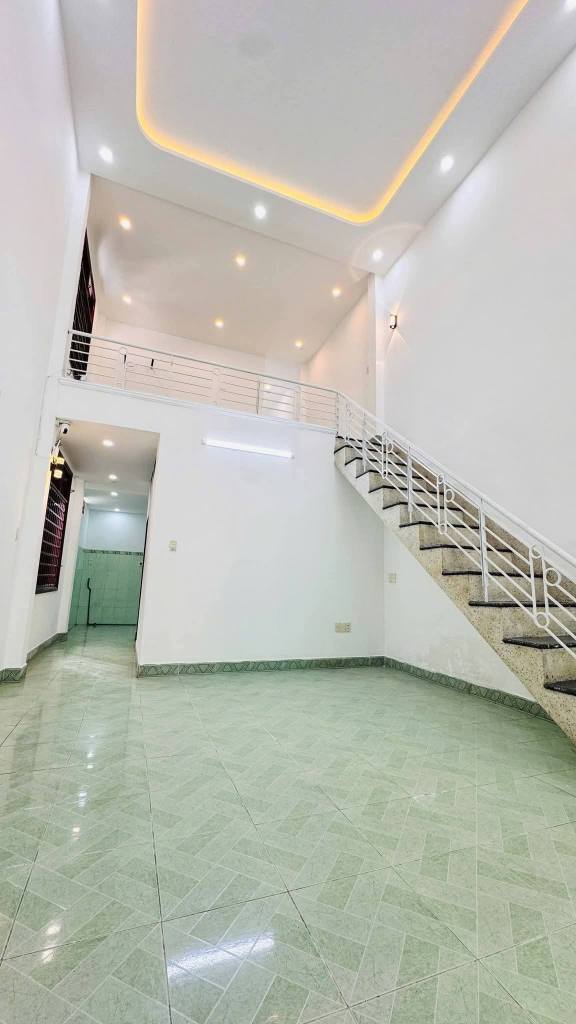 Nhà 2 Mặt Kiệt Góc Thoáng 70m² - Trung Tâm Đà Nẵng, Gần Biển