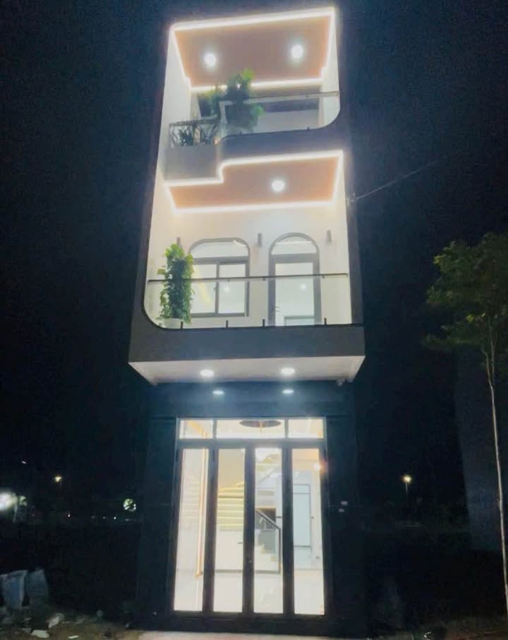 Nhà 3 Tầng Mặt Tiền Hà Thanh 2, Quy Nhơn - 44.2m² - 3.85 Tỷ