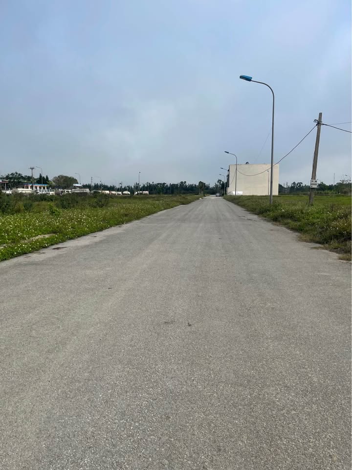 Đất nền 200m² Nguyễn Sinh Cung, Vinh - Sổ hồng 100% đất ở, cách biển 300m