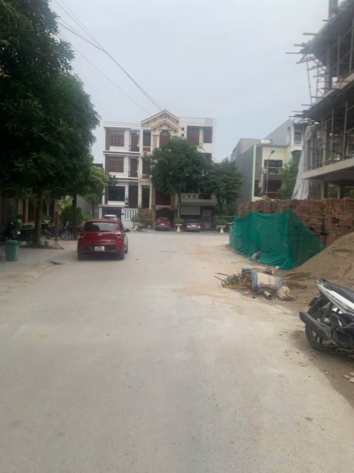 Nhà 5 Tầng Lê Thiếu Dĩnh 80m² - Sẵn Sàng Hoàn Công, Gần Công Viên