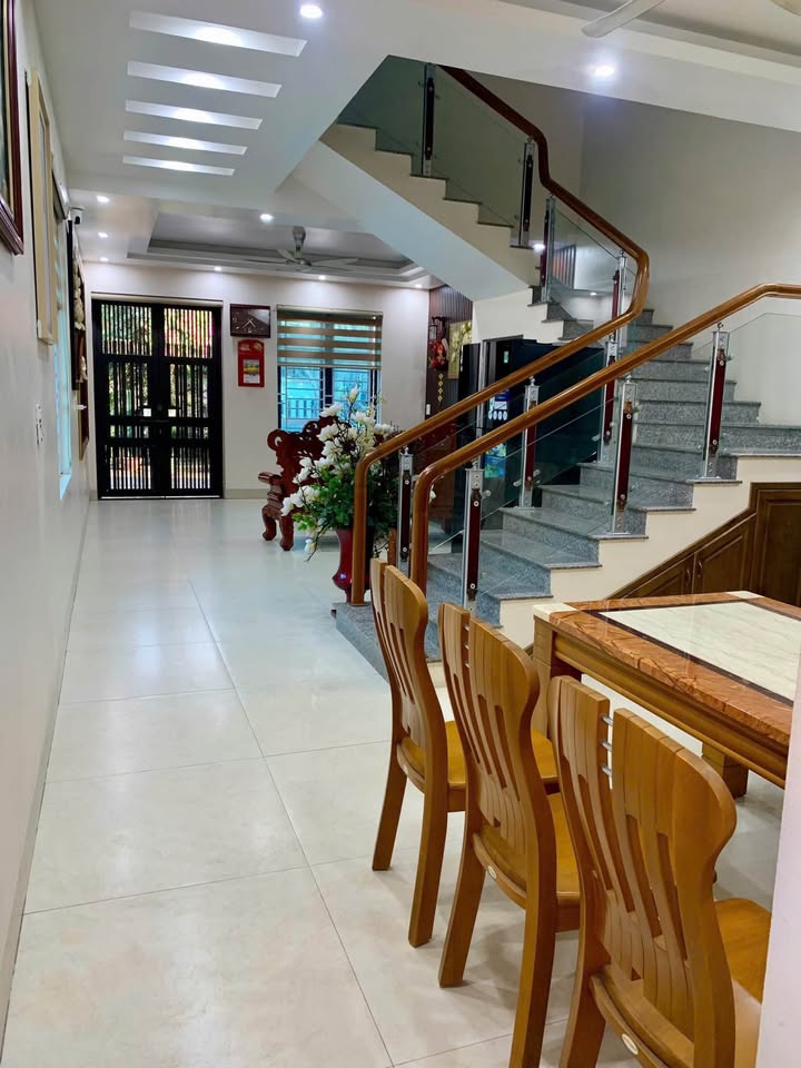 Nhà 3 Tầng Lô Góc 2 Mặt Tiền 75m² - Khu ĐT Đông Sơn, TP Thanh Hóa - Giá 7 Tỷ