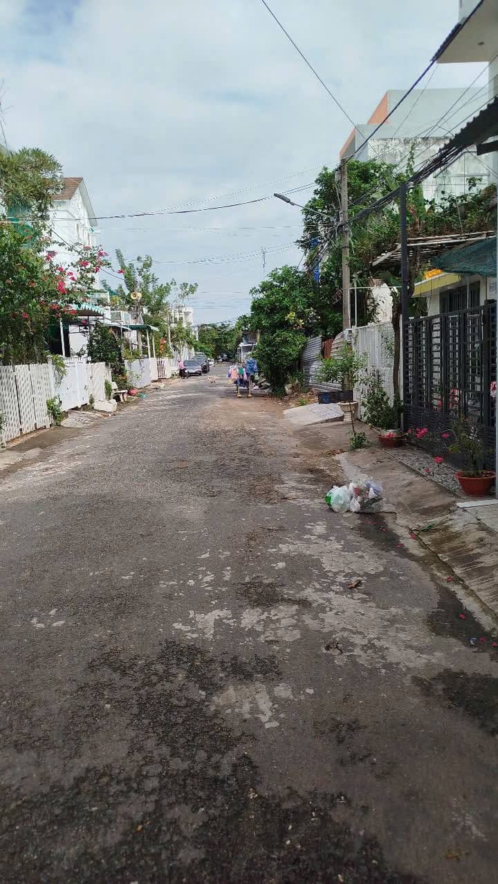 Nhà 1 Trệt 2 Lầu KĐT Sao Mai Long Xuyên - 3.2 Tỷ, Sổ Hồng Sẵn