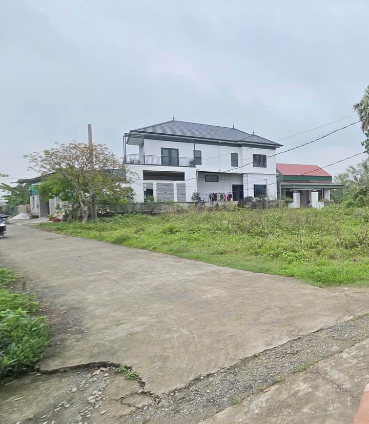 Đất 300m² Hà Tĩnh - Mặt tiền đẹp, giá đầu tư 2.1 tỷ